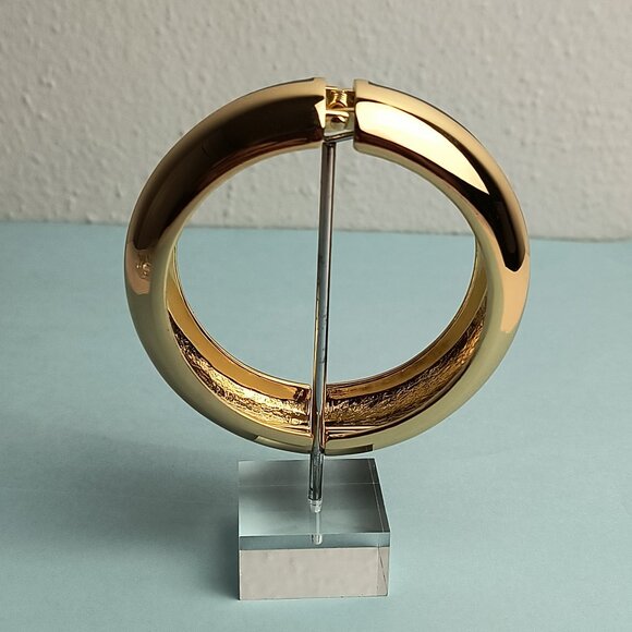 STATEMENT Modernist Black Enamel Gold Plated Hinged Cuff Bangle Bracelet - Picture 5 of 8